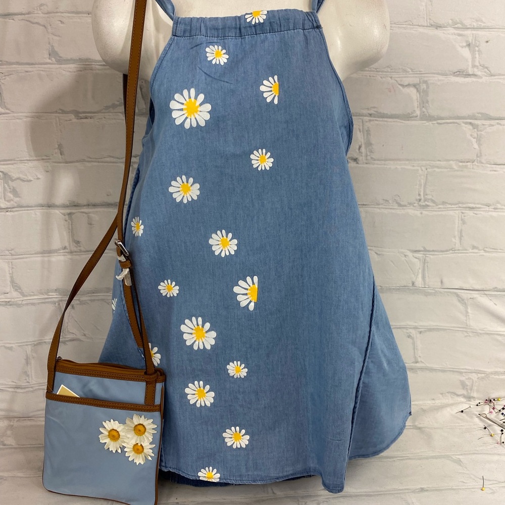 NWT Summer Swing Tank